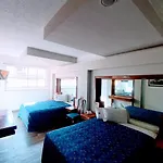 Hotel Mina
