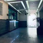 Hotel Mina