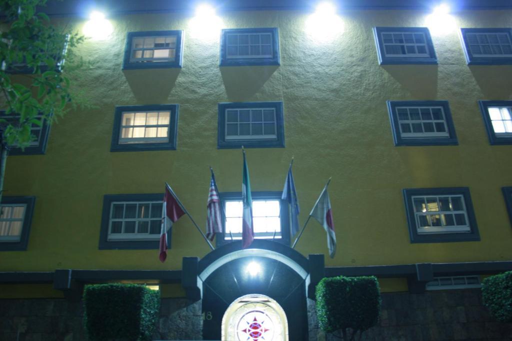 Mina Hotel